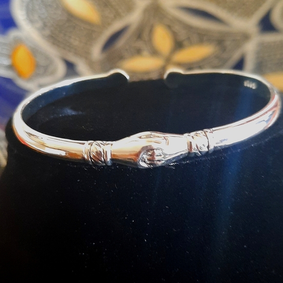 Sterling Silver Friendship Bracelet ๐ - Picture 2 of 7